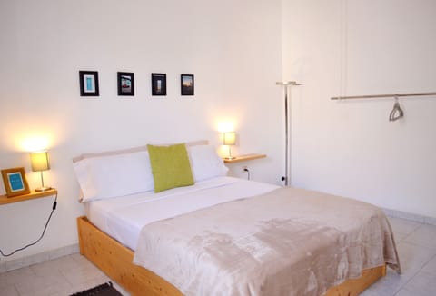 Double Room, 1 Bedroom | Individually decorated, individually furnished, iron/ironing board