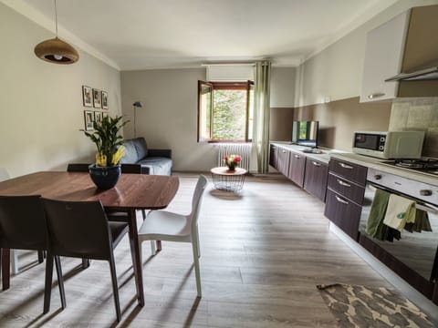 Room, Furniture, Interior Design, Property, Floor, Building, Dining Room, Living Room, Ceiling, House