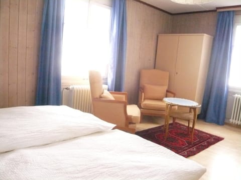 Iron/ironing board, free WiFi