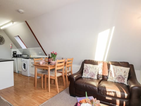 Cottage | Living room | TV