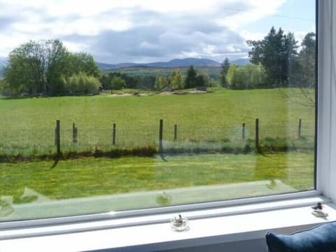 Cottage | 3 bedrooms, individually decorated, individually furnished, free WiFi