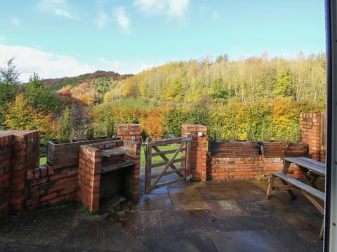 Cottage | Property grounds