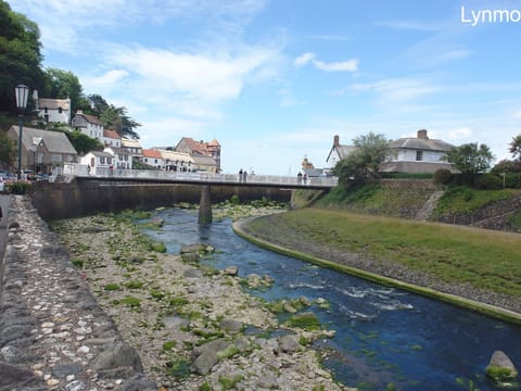 Cottage | Property grounds