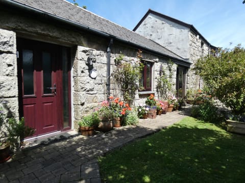 Cottage | Exterior detail