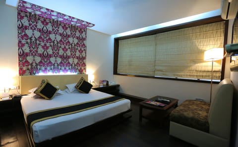 Deluxe Double Room | Premium bedding, minibar, free WiFi