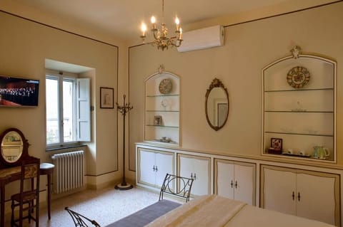 Deluxe Double Room | 1 bedroom, premium bedding, minibar, individually furnished