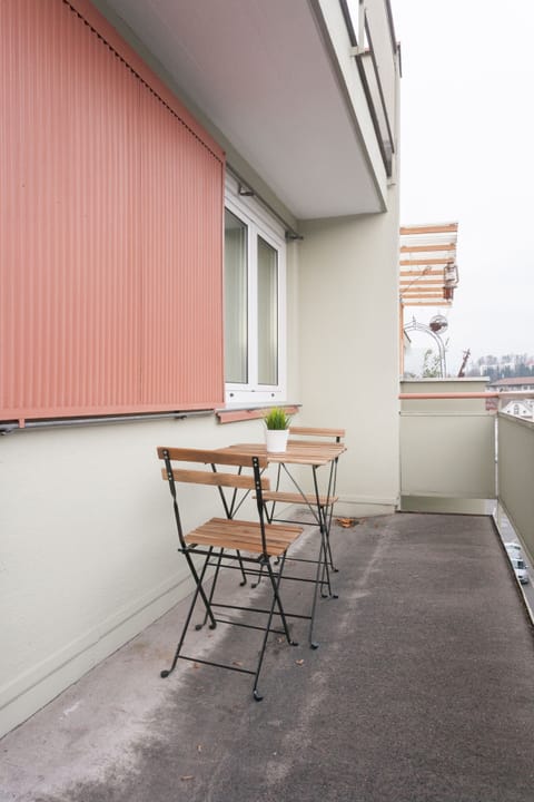 Classic Apartment | Terrace/patio