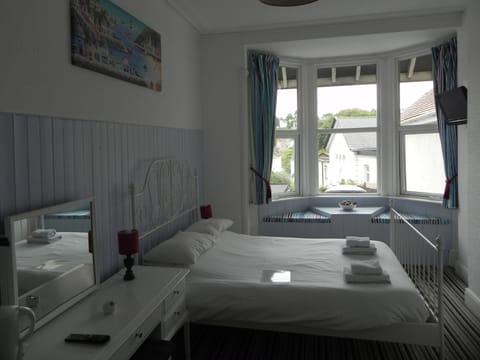 Double Room, 1 Double Bed, Non Smoking | Free WiFi, bed sheets