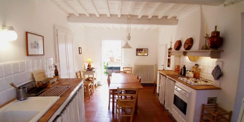 The large kitchen/dining room
