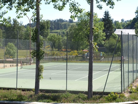 Sport court