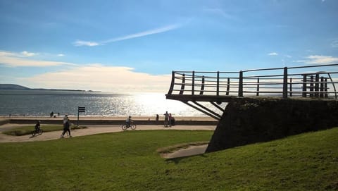 Coastal Park and Cycle Path on your Doorstep