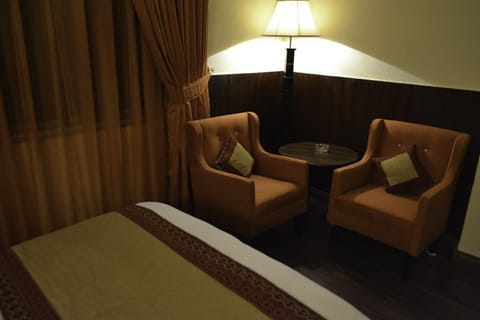 Minibar, bed sheets, wheelchair access