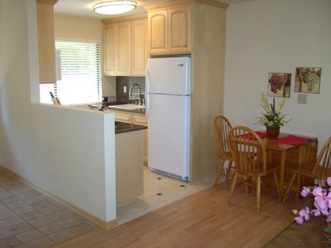 Kitchen - Dining area