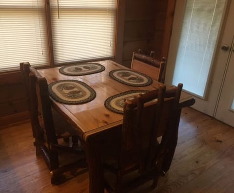 Dining room table