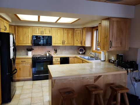 Fully equipped kitchen