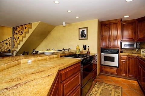 Mama's Kitchen 5 burner range microwave / coffee makers /spices/ all appliances