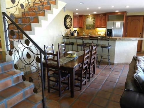 DINING ROOM ( seats 12)
w extension to table available.
SEATS 8 4 barstools