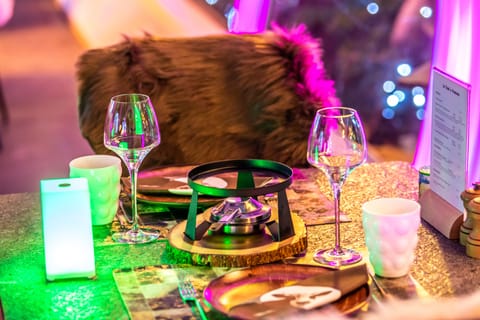 2 restaurants, breakfast, lunch, dinner served; Regional cuisine