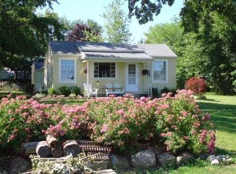 View of 'Little House on the Lake' from the water