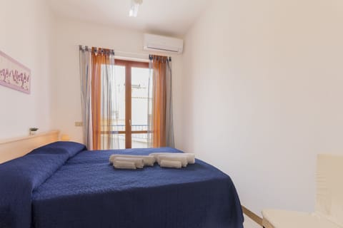 Apartment, 2 Bedrooms, 2 Bathrooms (Marte ) | Blackout drapes, iron/ironing board, free WiFi, bed sheets