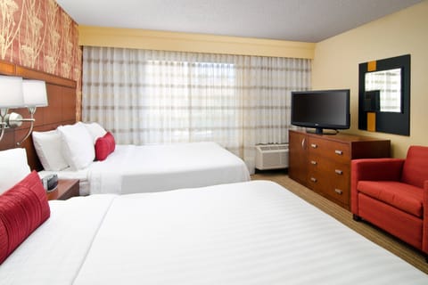 Suite, 1 Bedroom, Non Smoking, Balcony (Corner) | Premium bedding, in-room safe, individually furnished, desk