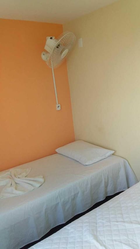 Twin Room, 2 Twin Beds | Free WiFi, bed sheets