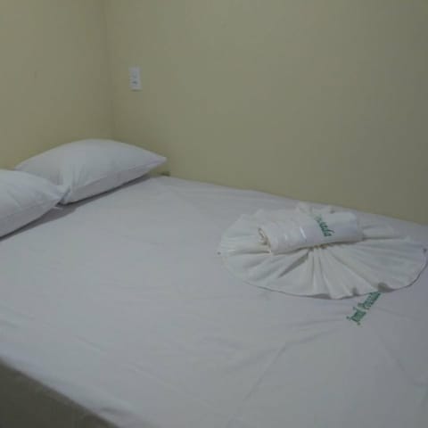 Room, 1 Double Bed | Free WiFi, bed sheets