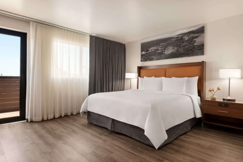 Suite, 1 King Bed, Accessible, Non Smoking (Two-Room Suite) | Premium bedding, desk, laptop workspace, iron/ironing board