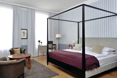 Suite, 2 Bedrooms (Christiane Hörbiger Suite) | In-room safe, desk, free WiFi, bed sheets