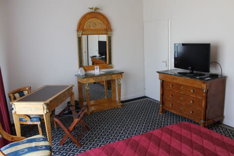 Double Room, Accessible | Room amenity