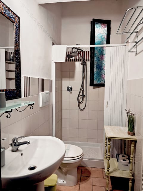 Family Quadruple Room, Balcony, Garden View | Bathroom | Shower, bidet, towels