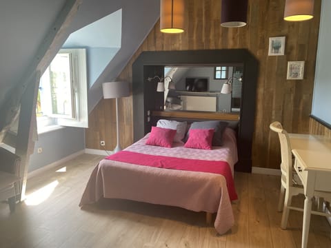 Double Room | Soundproofing, free cribs/infant beds, rollaway beds, free WiFi