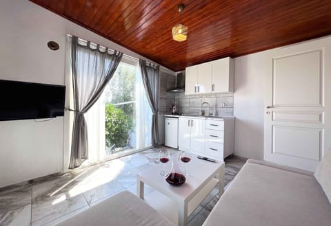 Portakal Family Apart | Hypo-allergenic bedding, blackout drapes, soundproofing, free WiFi