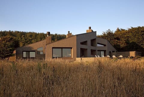 Renowned architect Elee Tsai designed this gorgeous homeknown as Vista Del Mar