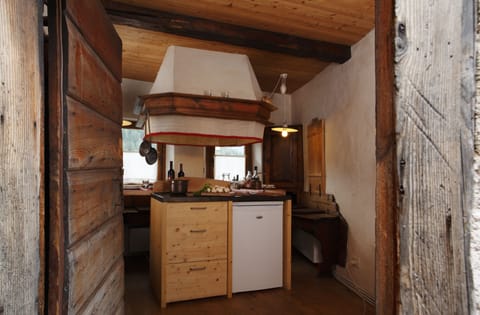 Apartment, Multiple Beds, Non Smoking (Paulin) | Private kitchen