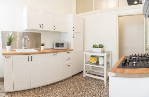 Superior Apartment, 2 Bedrooms, Canal View (Check-in online) | Private kitchen | Fridge, microwave, stovetop, dishwasher