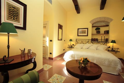 Superior Double Room, 1 Bedroom | Frette Italian sheets, premium bedding, pillowtop beds, in-room safe