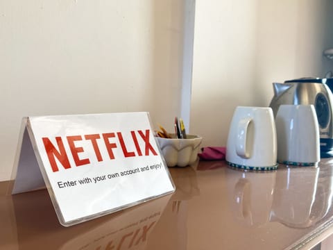 Deluxe Room | Soundproofing, rollaway beds, free WiFi, bed sheets