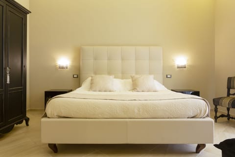 Superior Double Room | In-room safe, blackout drapes, soundproofing, rollaway beds