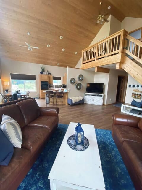 With the tall ceilings your group of up to 10 will never feel crowded. The kitchen table seats up to 12. There is plenty of room for a family dinner or board game to create a lifetime of memories!