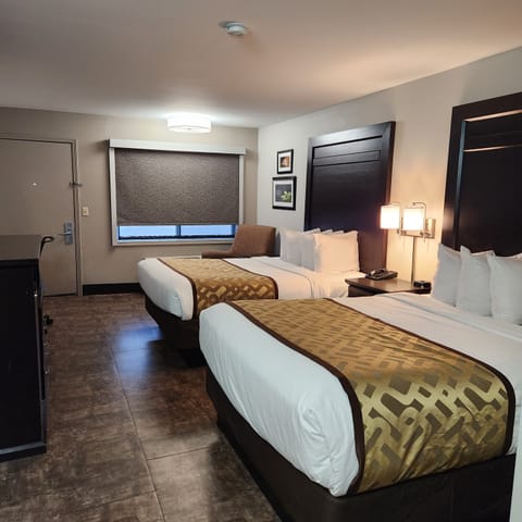 Standard Room, 2 Queen Beds (1st Floor 2 Queen Beds) | In-room safe, blackout drapes, iron/ironing board, free WiFi
