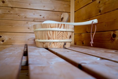 Private spa tub