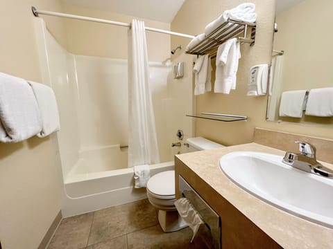 Room, 2 Queen Beds, Non Smoking | Bathroom | Free toiletries, hair dryer, towels