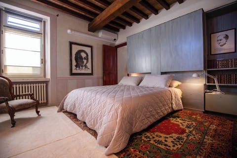 Junior Suite | Egyptian cotton sheets, premium bedding, individually decorated