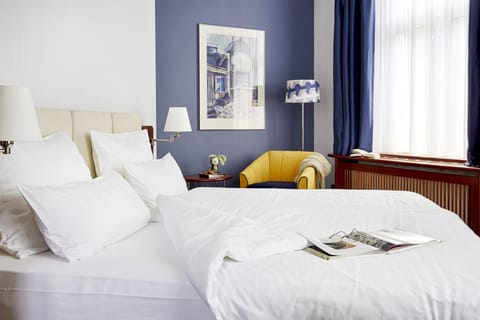 Junior Suite | Premium bedding, down comforters, in-room safe, desk