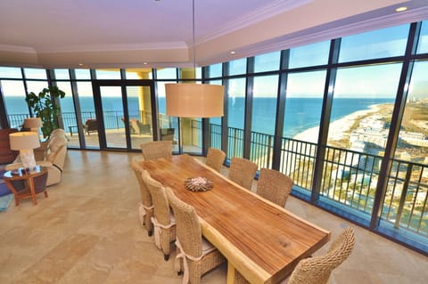 Phoenix West II 4 Bedroom 3001 Amazing views from dining room