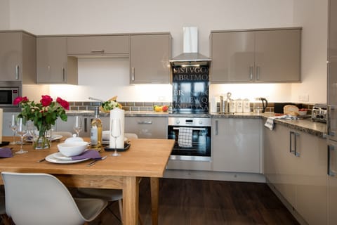 Byre - contemporary kitchen & dining area