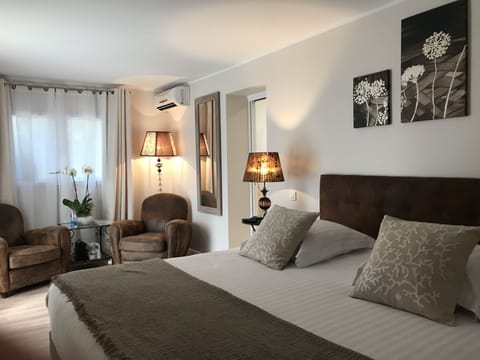 Luxury Double Room (Rose) | 1 bedroom, premium bedding, memory foam beds, in-room safe