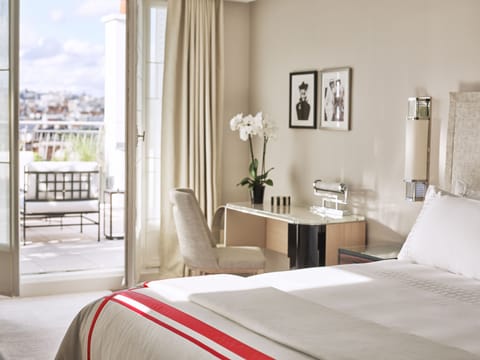 Suite, Terrace (Duplex) | Premium bedding, Select Comfort beds, minibar, in-room safe