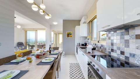 Freedom villa fully equipped kitchen!